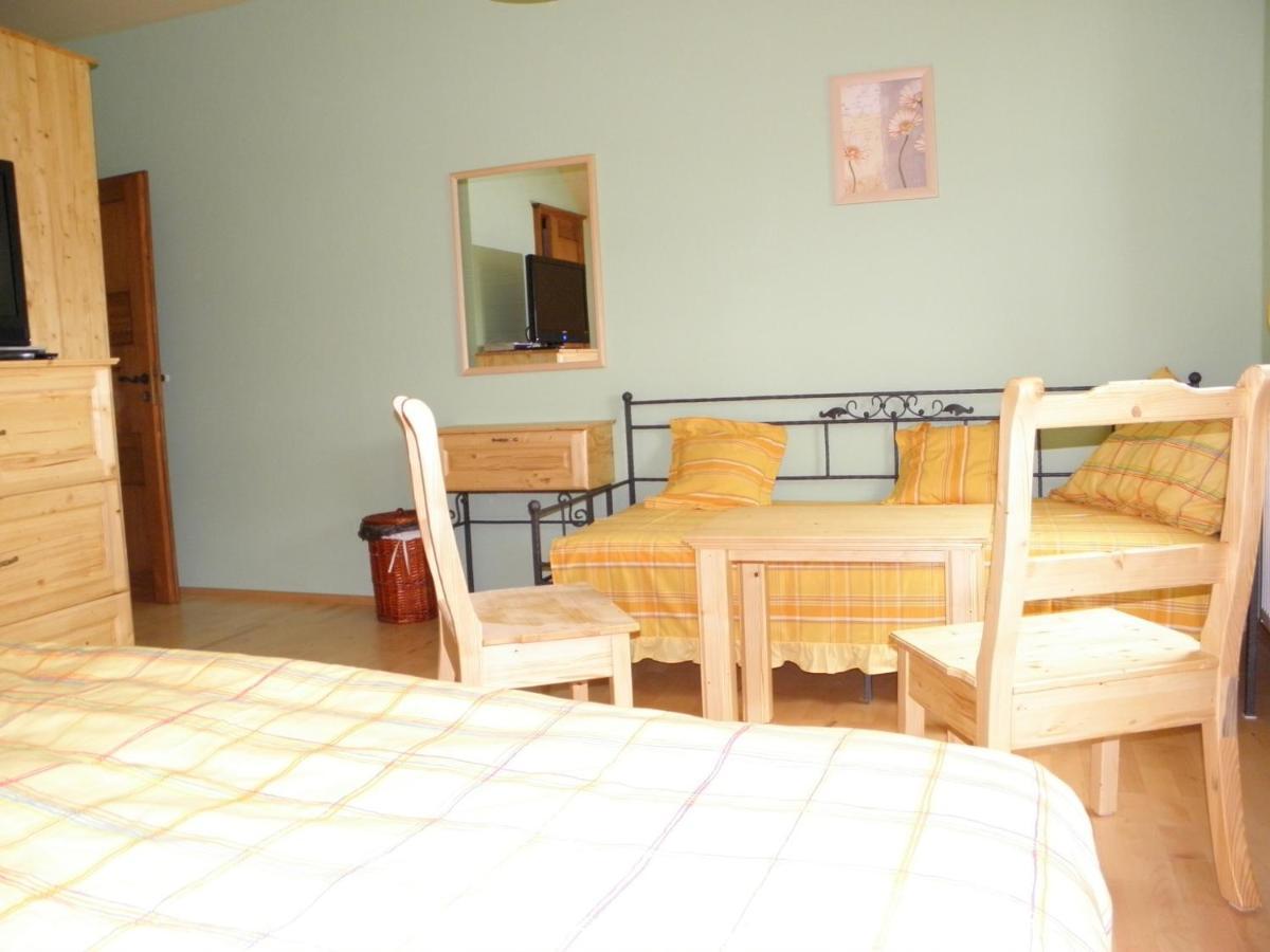 Penzion U Lisky Jarosov nad Nezarkou Extérieur photo