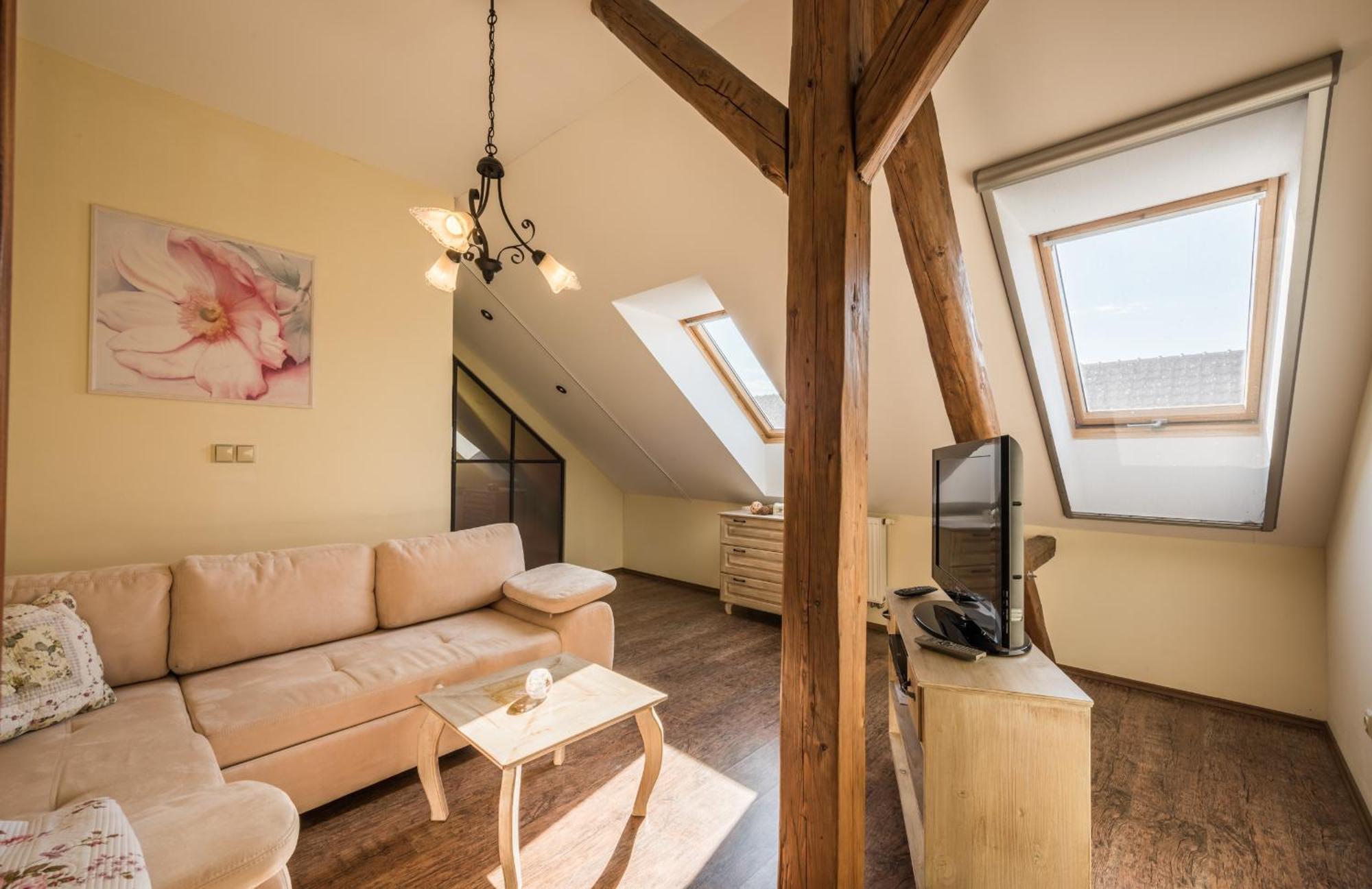 Penzion U Lisky Jarosov nad Nezarkou Extérieur photo